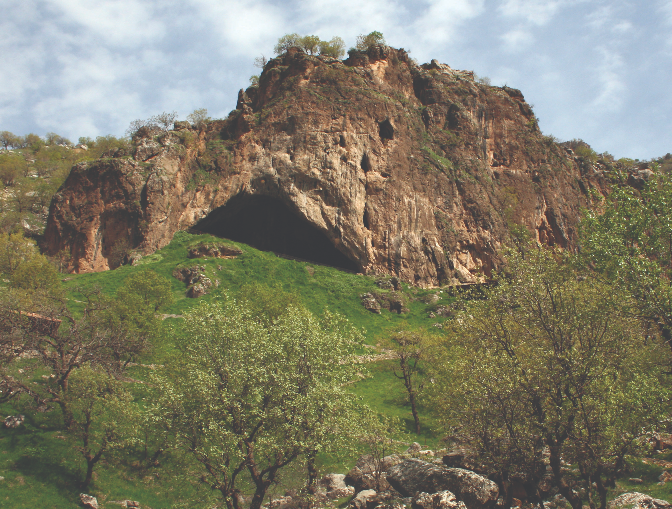 Neanderthal remains from Shanidar Cave come from two eras 25,000 years apart, both of which have much to teach us about Neanderthal life in the Middle East Neanderthal remains from Shanidar Cave come from two eras 25,000 years apart, both of which have much to teach us about Neanderthal life in the Middle East